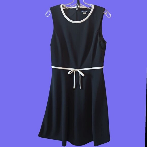 Tommy Hilfiger Scuba Crepe Bow Tie Fit & Flare Dress Blk & wht Size 10 - Picture 3 of 11